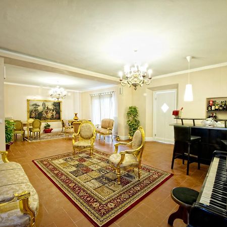 Boutique Hotel L'Imperatrice فويانو ديلا تشيانا المظهر الخارجي الصورة