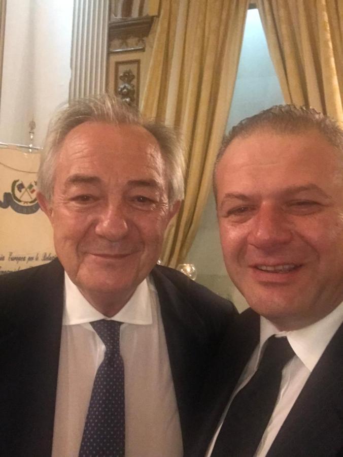 Boutique Hotel L'Imperatrice فويانو ديلا تشيانا المظهر الخارجي الصورة